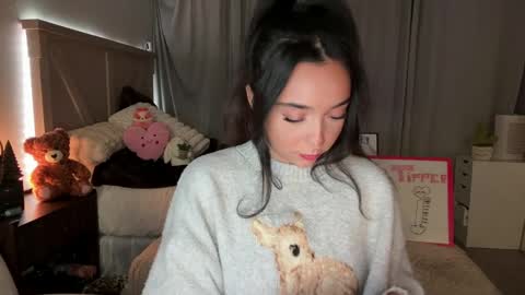 Snapshot of emilyfawn chatting on 05/04/26, 03:13 emilyfawn online show from 05/04/26, 03:13