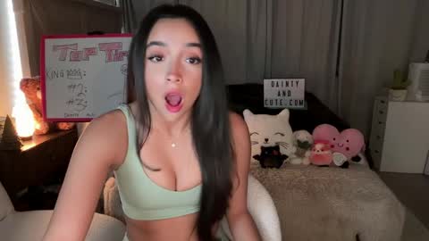 Snapshot of emilyfawn chatting on 05/05/26, 04:20 emilyfawn online show from 05/05/26, 04:20
