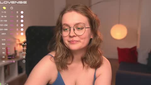 Snapshot of emilyforelsket chatting on 01/23/25, 03:01 Emily online show from 01/23/25, 03:01