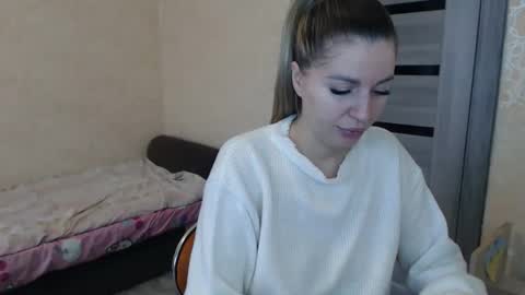 Snapshot of emilyfork chatting on 11/12/25, 11:43 emilyfork online show from 11/12/25, 11:43