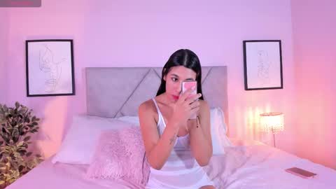 Emily online show from 03/04/26, 10:54