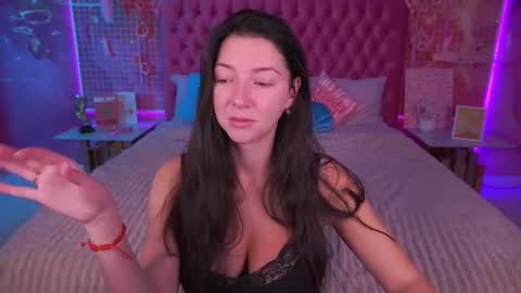 Emily online show from 10/16/25, 06:25