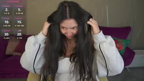 Emily online show from 10/28/25, 07:23