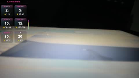 Snapshot of emilyhines__ chatting on 11/29/25, 10:46 Emilyhines online show from 11/29/25, 10:46