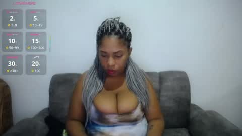 Snapshot of emilyhines__ chatting on 04/12/26, 10:37 Emilyhines online show from 04/12/26, 10:37