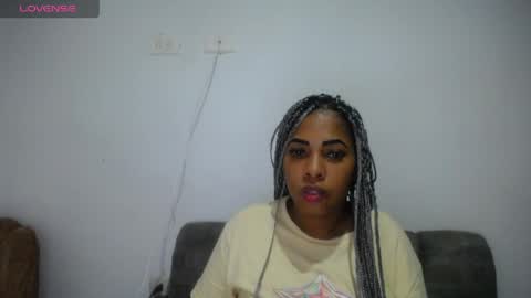 Snapshot of emilyhines__ chatting on 04/17/26, 11:30 Emilyhines online show from 04/17/26, 11:30