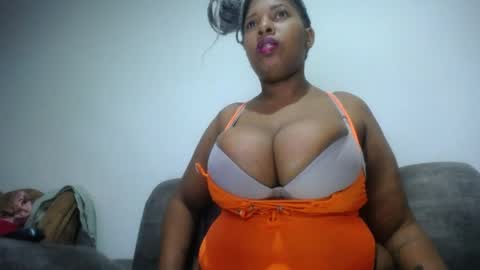 Snapshot of emilyhines__ chatting on 05/13/26, 10:27 Emilyhines online show from 05/13/26, 10:27