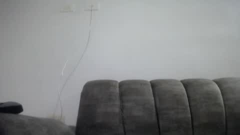 Snapshot of emilyhines__ chatting on 05/18/26, 04:07 Emilyhines online show from 05/18/26, 04:07