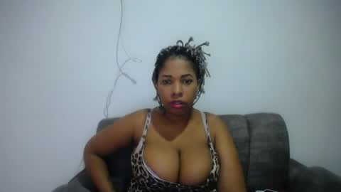 Snapshot of emilyhines__ chatting on 05/24/26, 07:08 Emilyhines online show from 05/24/26, 07:08