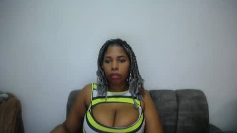 Snapshot of emilyhines__ chatting on 06/06/26, 08:02 Emilyhines online show from 06/06/26, 08:02