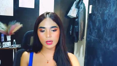 emilyhotasian online show from 04/10/26, 09:25