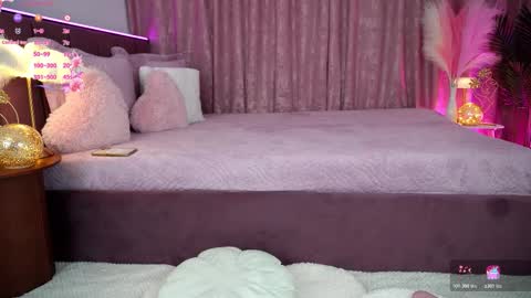 Emily  online show from 11/18/25, 06:12