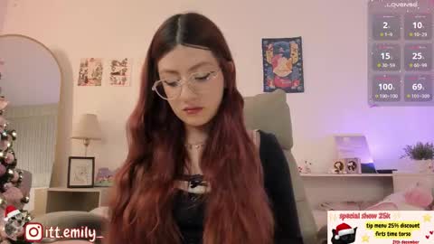 Snapshot of emilyincb1 chatting on 12/18/25, 05:35 first stream May 5 ig online show from 12/18/25, 05:35