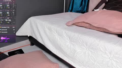 Emily Jhonson online show from 01/18/25, 05:59