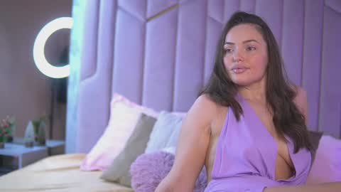 Emily online show from 12/22/24, 08:16