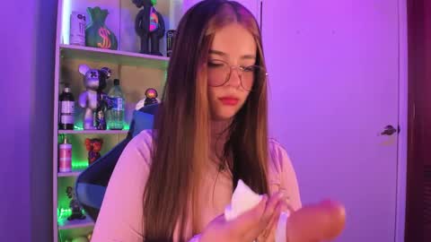 VALEEEN online show from 01/19/25, 03:53