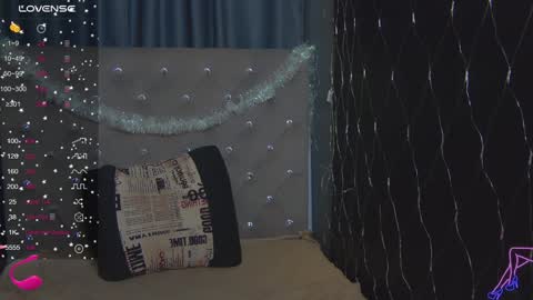 EmilyKents online show from 12/25/24, 01:42