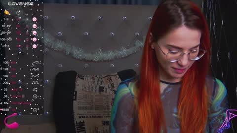 EmilyKents online show from 12/30/24, 01:37