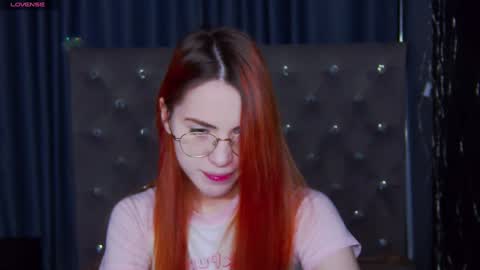 EmilyKents online show from 02/09/25, 01:33