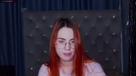 EmilyKents online show from 02/09/25, 07:38