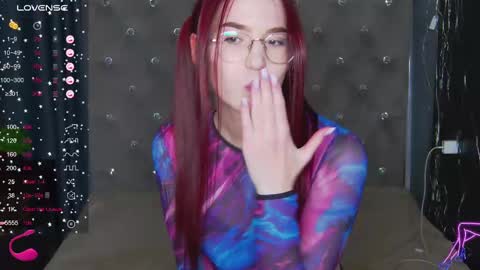 EmilyKents online show from 02/14/25, 10:59