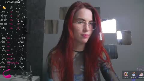 EmilyKents online show from 02/25/25, 05:41