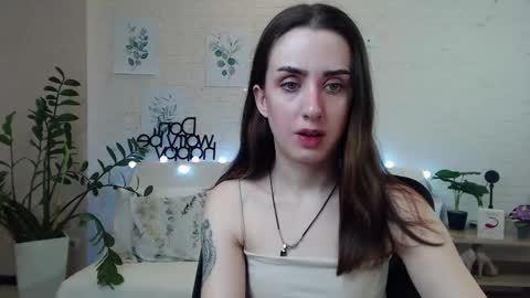 Emyli online show from 01/10/25, 12:27