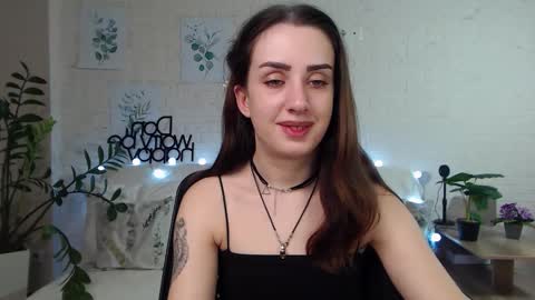 Emyli online show from 01/19/25, 12:49