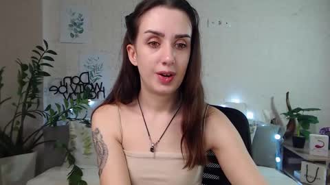 Emyli online show from 02/04/25, 03:11