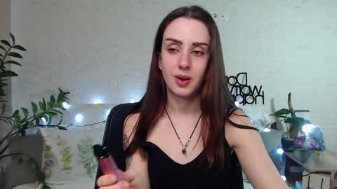 Emyli online show from 02/05/25, 04:16