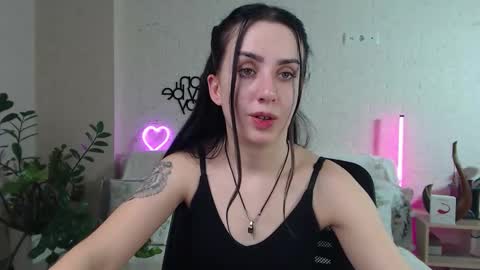 Emyli online show from 03/04/25, 01:01