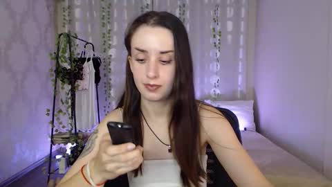 Emyli online show from 09/10/25, 05:24