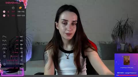 Emyli online show from 11/26/25, 12:44