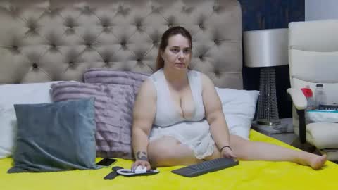 Emily online show from 02/02/26, 05:06