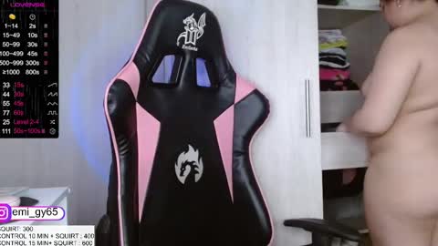 Emilyn online show from 09/22/25, 04:31