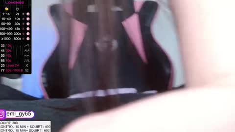 Emilyn online show from 10/04/25, 03:54