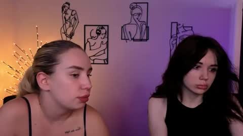 Snapshot of emilynxx chatting on 07/11/26, 07:16 Emma online show from 07/11/26, 07:16