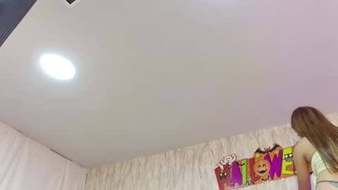 Snapshot of emilyparker__ chatting on 10/07/25, 10:29 My IG - EmilyParker   online show from 10/07/25, 10:29