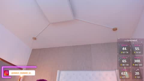 Snapshot of emilyparker__ chatting on 04/09/26, 02:22 My IG - EmilyParker online show from 04/09/26, 02:22