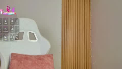 Snapshot of emilyrive chatting on 11/12/25, 09:42 Emily online show from 11/12/25, 09:42