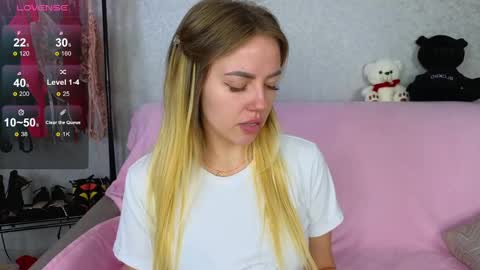 Emily Robbie online show from 02/13/25, 05:01