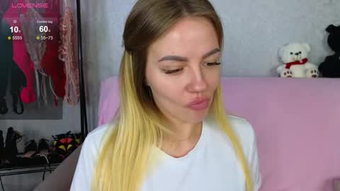 Emily Robbie online show from 02/13/25, 08:03