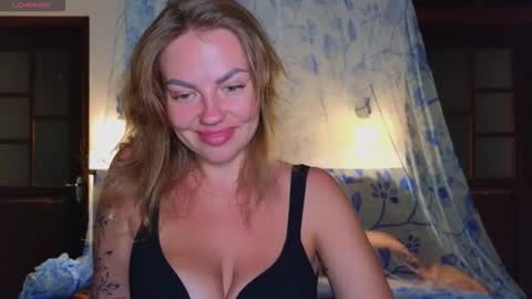 Emily Robbie online show from 01/11/26, 04:56