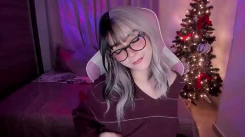 EMILY online show from 01/11/25, 04:38