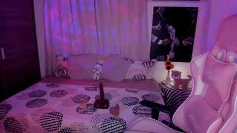 EMILY online show from 01/29/25, 04:58