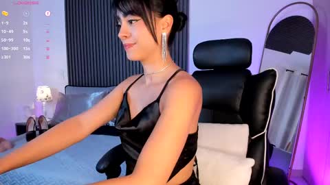 Emily online show from 03/11/25, 05:35