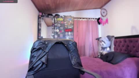  Emily Support me to have 100 likes plx online show from 01/24/25, 07:49