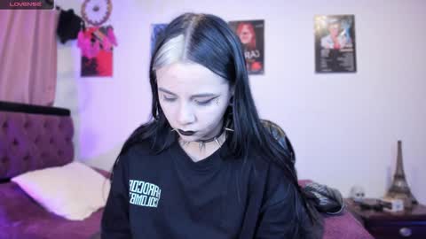  Emily Support me to have 100 likes plx online show from 02/03/25, 12:58