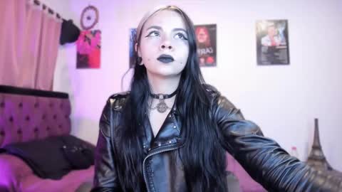  Emily Support me to have 100 likes plx online show from 02/18/25, 03:21