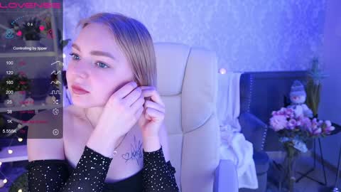 Snapshot of emilysunshines chatting on 12/14/24, 09:24  MY NAME IS Emily WELCOME EVERYONE I WILL BE HAPPY TO GIVE YOU WHAT YOU HAVE DREAMED OF FOR SO LONG online show from 12/14/24, 09:24